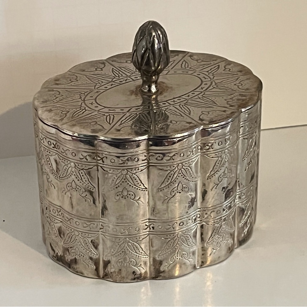 Beautiful Vintage Silver Godinger, Red Fabric Linned, Vintage Vanity Jewelry Box